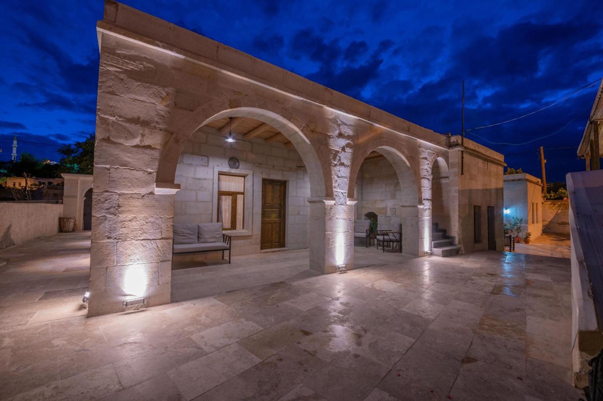 Asyada Suites Hotel Невшехир Екстериор снимка